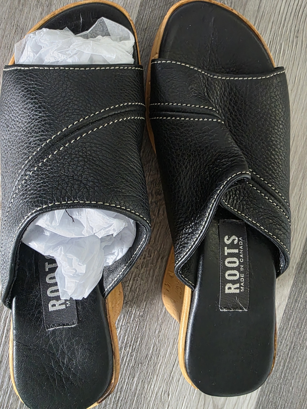ROOTS Black Leather Slide Platform Sandals for Women